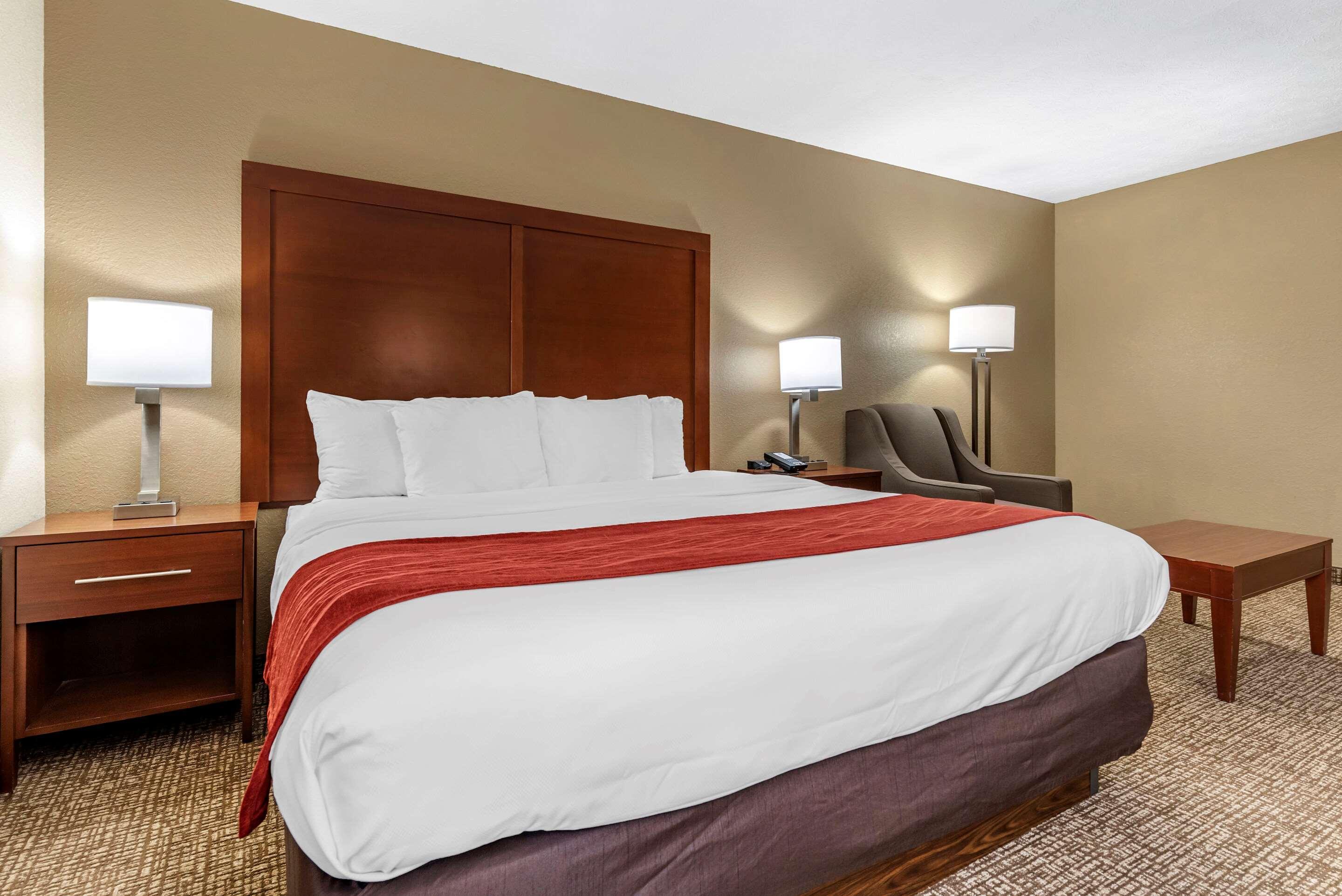 Comfort Inn & Suites Cincinnati Eastgate Esterno foto