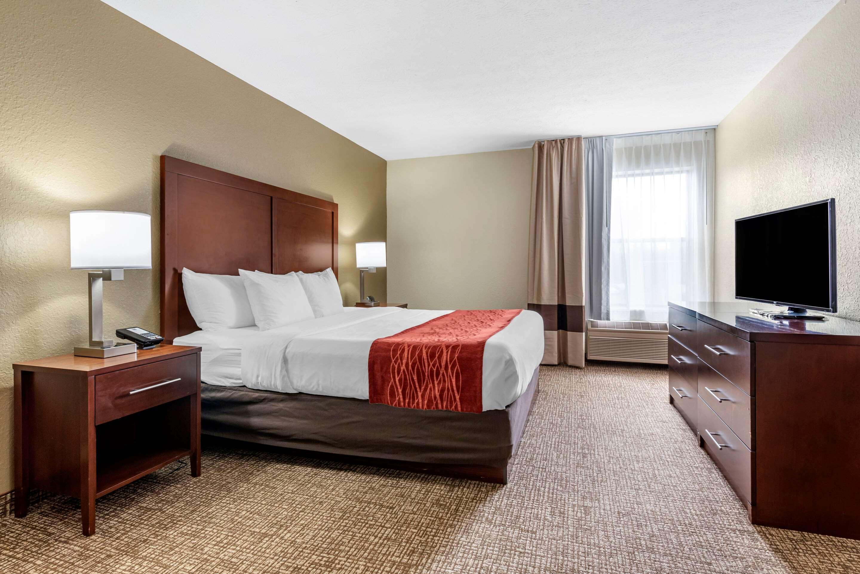 Comfort Inn & Suites Cincinnati Eastgate Esterno foto