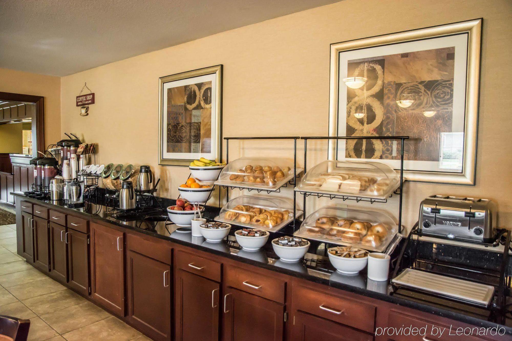 Comfort Inn & Suites Cincinnati Eastgate Esterno foto