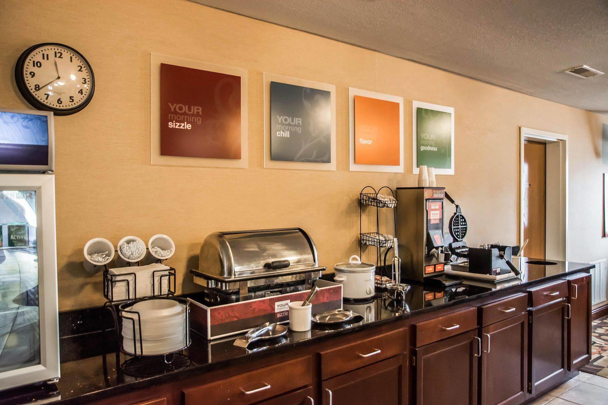 Comfort Inn & Suites Cincinnati Eastgate Esterno foto