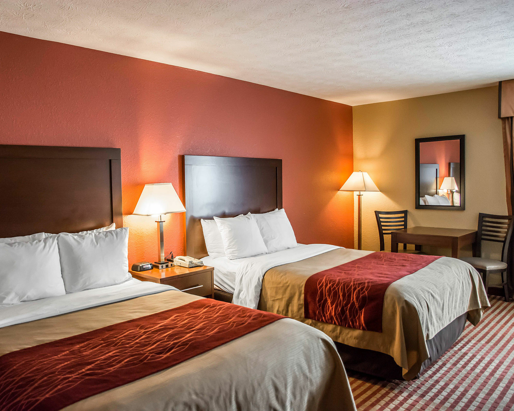 Comfort Inn & Suites Cincinnati Eastgate Esterno foto